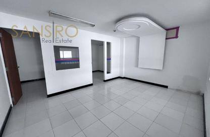 Warehouse - Studio - 1 Bathroom for rent in Tubli - Central Governorate