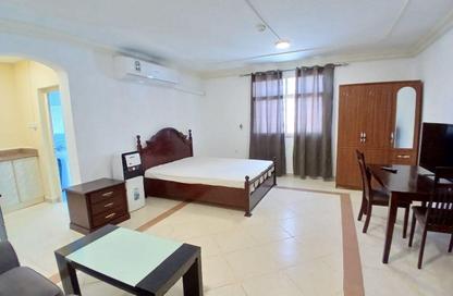 Apartment - Studio - 1 Bathroom for rent in Al Juffair - Capital Governorate