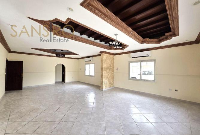 52570535 - Property Image 2