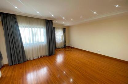 Apartment - 4 Bedrooms - 4 Bathrooms for rent in Um Al Hasam - Manama - Capital Governorate