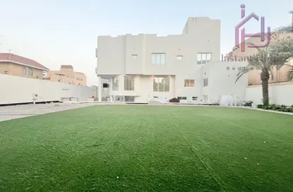 Villa - 5 Bedrooms - 6 Bathrooms for rent in Mahooz - Manama - Capital Governorate