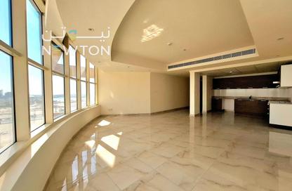 Apartment - 2 Bedrooms - 3 Bathrooms for rent in Hidd - Muharraq Governorate