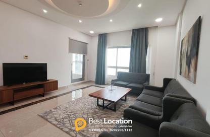 Apartment - 2 Bedrooms - 4 Bathrooms for rent in Al Juffair - Capital Governorate