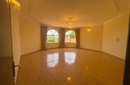 Compound - 4 Bedrooms - 5 Bathrooms for rent in Janabiya - Northern Governorate Compound - 4 Bedrooms - 5 Bathrooms for rent in Janabiya - Northern Governorate