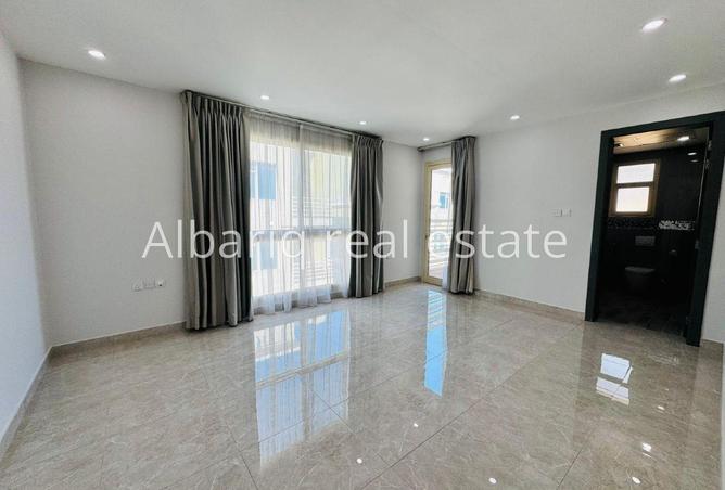 53460167 - Property Image 2