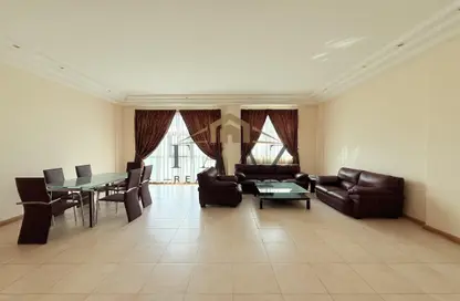 Apartment - 3 Bedrooms - 4 Bathrooms for rent in Mahooz - Manama - Capital Governorate