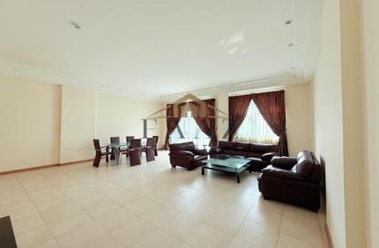 Apartment - 3 Bedrooms - 4 Bathrooms for rent in Mahooz - Manama - Capital Governorate