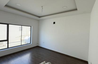 Apartment - 2 Bedrooms - 2 Bathrooms for rent in Sanad - Central Governorate Apartment - 2 Bedrooms - 2 Bathrooms for rent in Sanad - Central Governorate