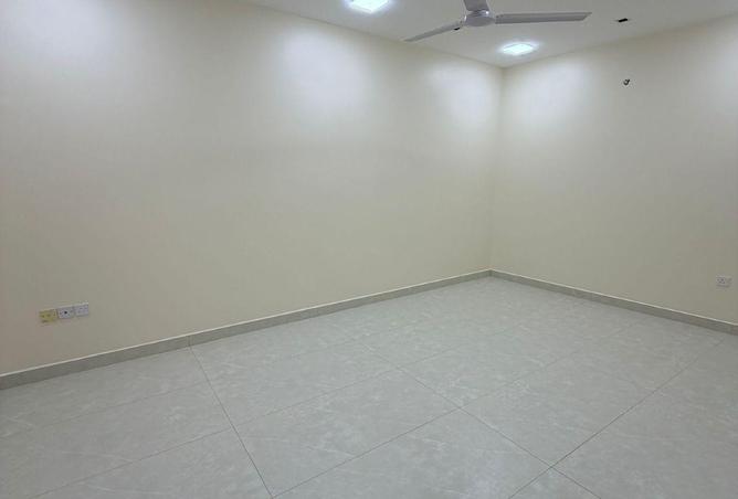 51719231 - Property Main Image