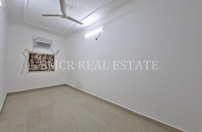 Apartment - 1 - 1 for rent in Gudaibiya - Manama - Capital Governorate