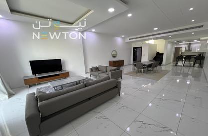 Villa - 4 Bedrooms - 5 Bathrooms for rent in Saar - Northern Governorate