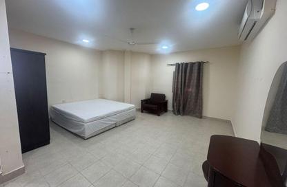 Apartment - Studio - 1 Bathroom for rent in Adliya - Manama - Capital Governorate