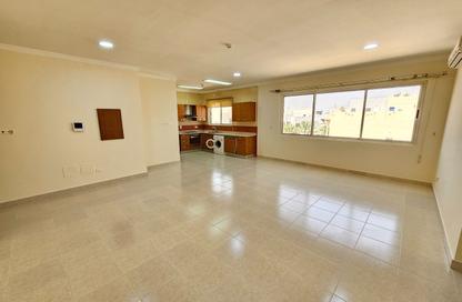 Apartment - 2 Bedrooms - 2 Bathrooms for rent in Saar - Northern Governorate