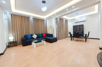 Apartment - 2 Bedrooms - 3 Bathrooms for rent in Diplomatic Area - Manama - Capital Governorate