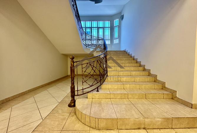 54398022 - صورة العقار 3