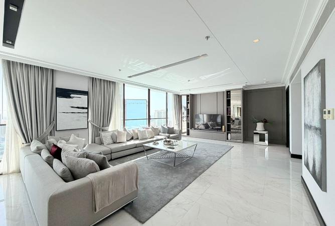 988411 - Property Main Image