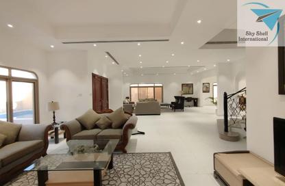 Villa - 4 Bedrooms - 5 Bathrooms for rent in Saar - Northern Governorate