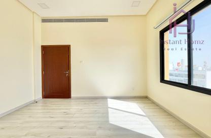 Apartment - 2 Bedrooms - 2 Bathrooms for rent in Bu Quwah - Northern Governorate