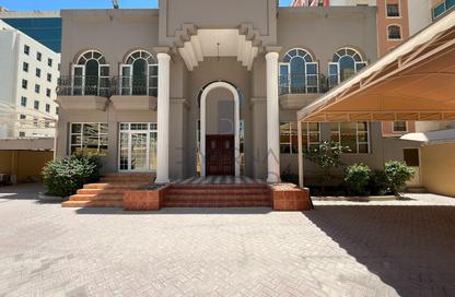 Apartment - 7+ - 4 for rent in Seef - Capital Governorate