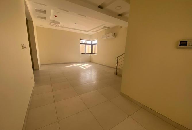 52327340 - صورة العقار 3