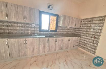Apartment - 4 Bedrooms - 5 Bathrooms for rent in Arad - Muharraq Governorate