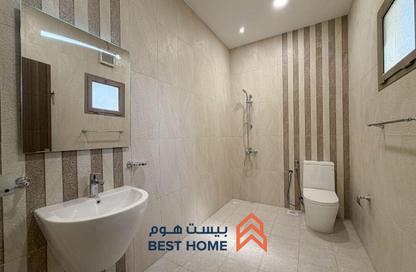 Villa - 3 - 4 for sale in Shakhura - Northern Governorate