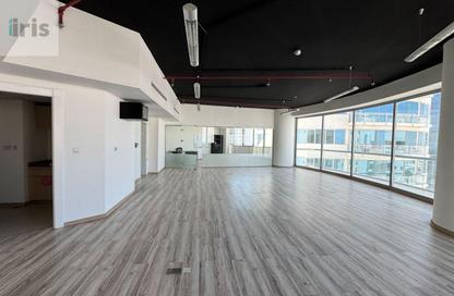 Office Space - Studio - 2 for rent in Sanabis - Manama - Capital Governorate