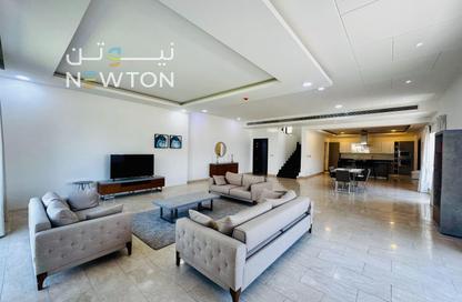 Villa - 4 Bedrooms - 5 Bathrooms for rent in Saar - Northern Governorate