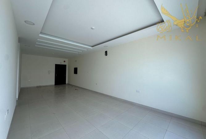 992614 - Property Image 3