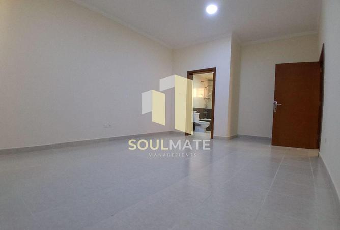 55979000 - Property Image 3
