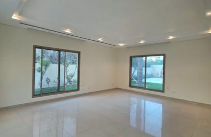 Villa - 4 - 4 for rent in Saar - Northern Governorate