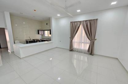 Apartment - 2 - 2 for rent in Shakhura - Northern Governorate