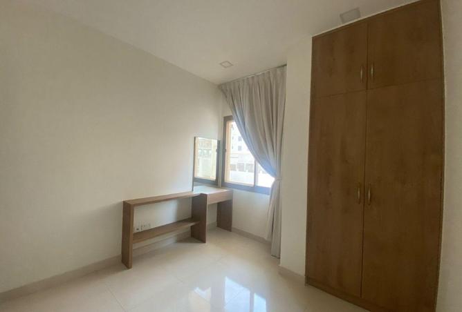 994738 - Property Image 3