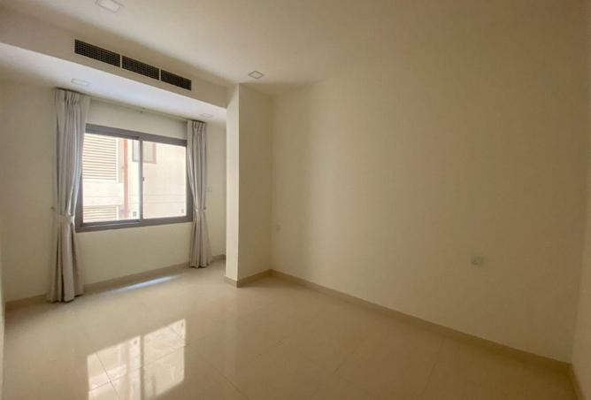 994738 - Property Main Image