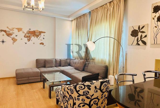 998052 - Property Image 3