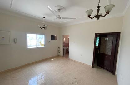 Apartment - 1 - 1 for rent in Arad - Muharraq Governorate Apartment - 1 - 1 for rent in Arad - Muharraq Governorate