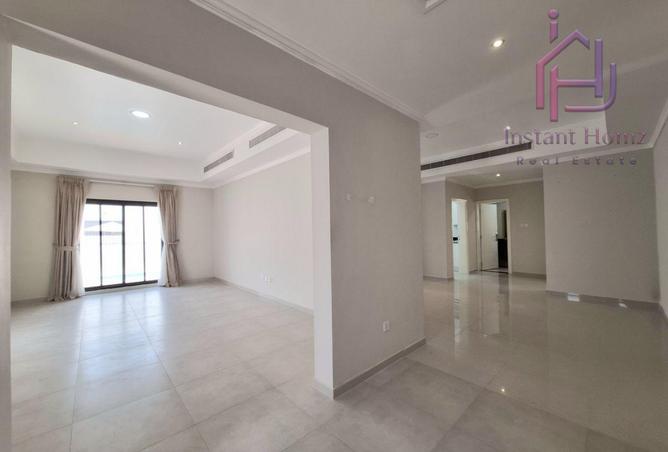 56672304 - Property Image 2