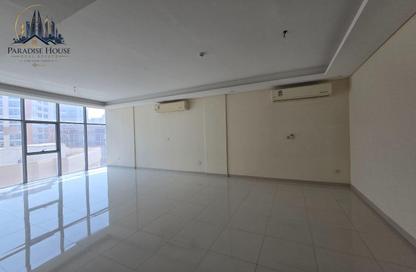 Apartment - 2 - 2 for rent in Busaiteen - Muharraq Governorate