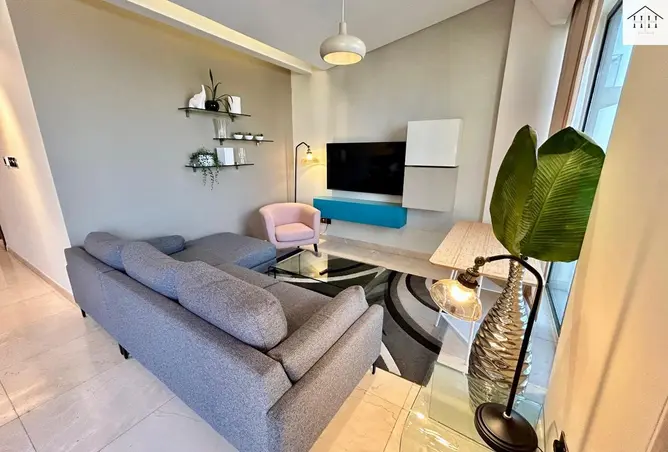 1002945 - Property Image 2