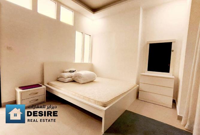 1002055 - Property Image 2