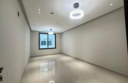 Apartment - 3 Bedrooms - 4 Bathrooms for sale in Hidd - Muharraq Governorate