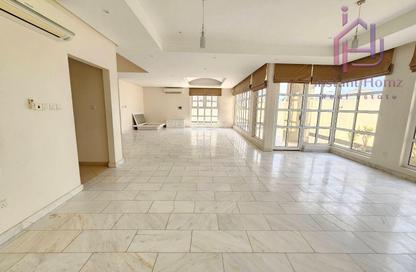 Villa - 4 Bedrooms - 5 Bathrooms for rent in Hamala - Northern Governorate