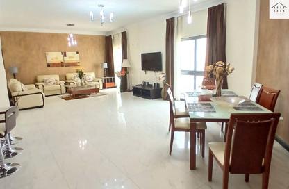 Apartment - 2 Bedrooms - 3 Bathrooms for rent in Al Juffair - Capital Governorate