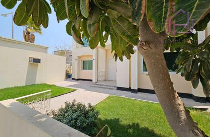 Villa - 4 Bedrooms - 4 Bathrooms for rent in Hamala - Northern Governorate