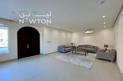 Villa - 5 Bedrooms - 5 Bathrooms for rent in Al Jasra - Northern Governorate