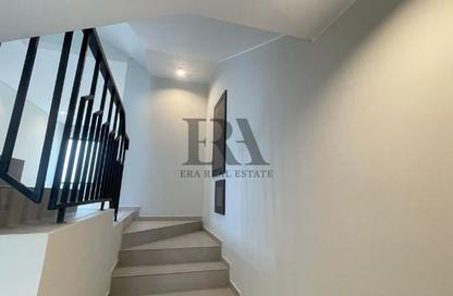 Villa - 4 - 4 for sale in Al Sidra - Diyar Al Muharraq - Muharraq Governorate