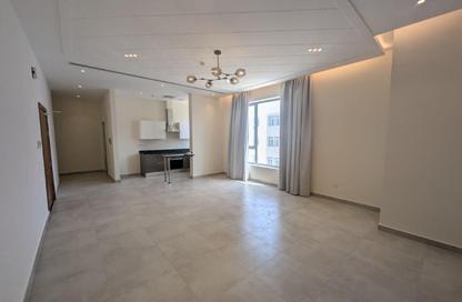Apartment - 3 Bedrooms - 4 Bathrooms for rent in Janabiya - Northern Governorate Apartment - 3 Bedrooms - 4 Bathrooms for rent in Janabiya - Northern Governorate