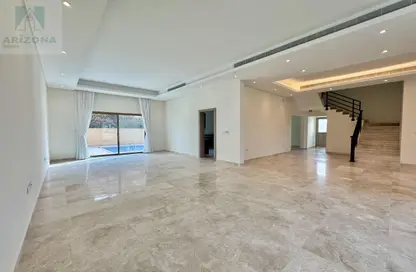 Villa - 5 Bedrooms - 5 Bathrooms for rent in Janabiya - Northern Governorate