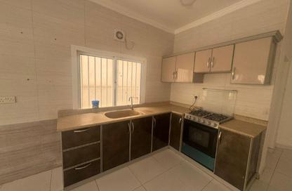 Apartment - 2 Bedrooms - 2 Bathrooms for rent in Tubli - Central Governorate