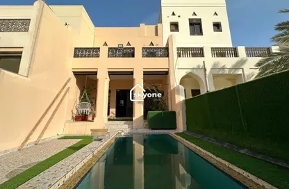 فيلا - 2 غرف نوم - 3 حمامات للبيع في مدينة المرسى - أمواج - المحرق